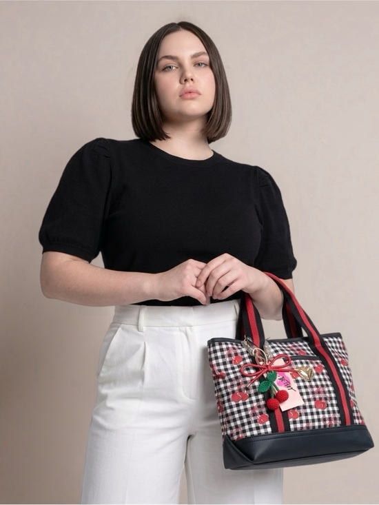 Betsey Johnson Handbags - 🍒Betsey Johnson Tote